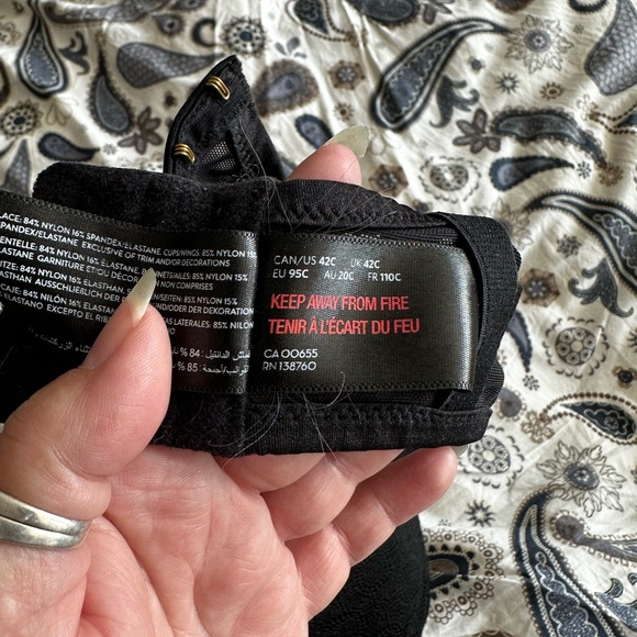 Plus Size Ashley Graham Bra - Picture 5 of 5